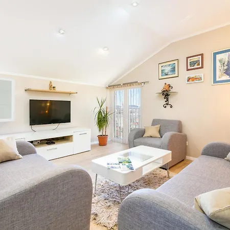 By The Sea - 23836 * Trogir