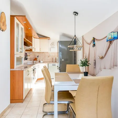 By The Sea - 23836 * Trogir